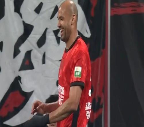 替补登场戴帽，费利佩当选中超官方第4轮最佳球员