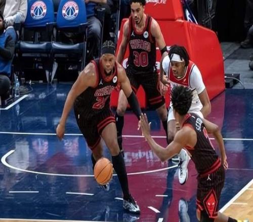 慘敗51分！看誰更爛擺的臉都不要了