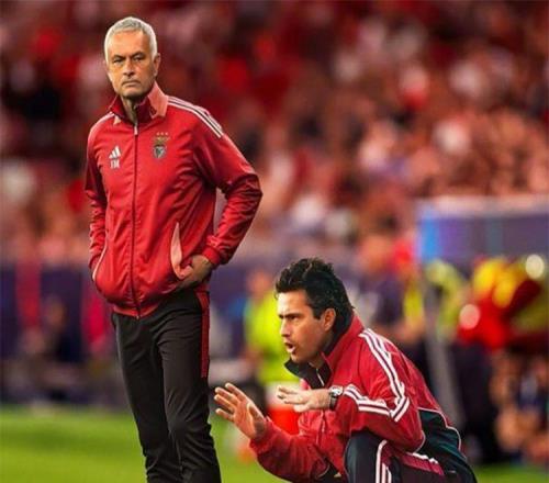 夢(mèng)碎！兩大名帥放棄爭(zhēng)冠，穆里尼奧不敗仍難進(jìn)歐冠，孔蒂或離隊(duì)