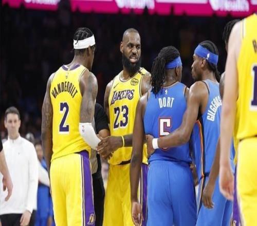 亞歷山大真有喬丹影子詹皇發(fā)話：他投籃就像庫里一樣無解！