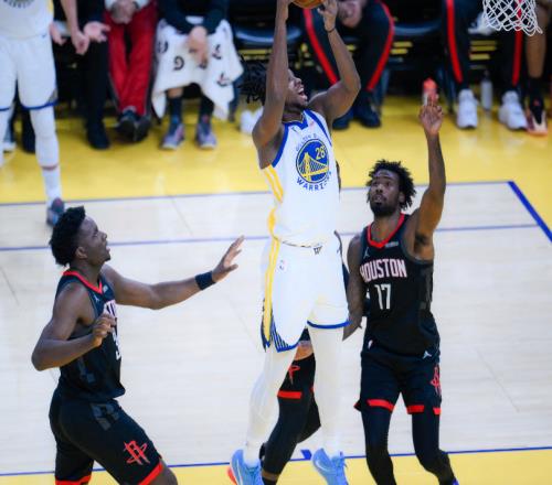 勇士110105擊敗國王球員評(píng)價(jià)：5人優(yōu)秀，小庫里及格，3人低迷