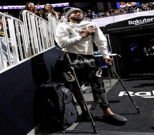 勇士球迷集體破防：庫里退役倒計時，5個細節(jié)藏不住了