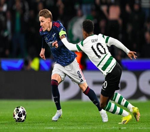 10！替補連線補時絕殺歐冠八強戰(zhàn)：12.3億豪門掀翻大黑馬止連敗