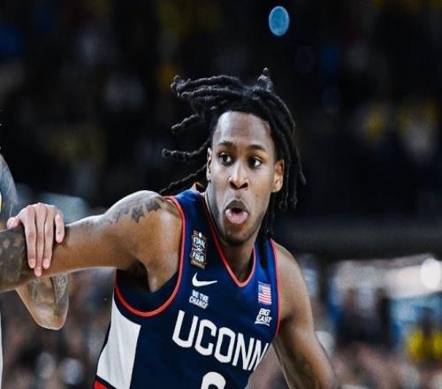 NCAA决赛：密歇根灭康大时隔37年第2冠康大7进决赛首次丢冠