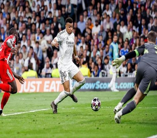 本賽季13場30球，皇馬自1718賽季以來首次歐冠單賽季進球30+