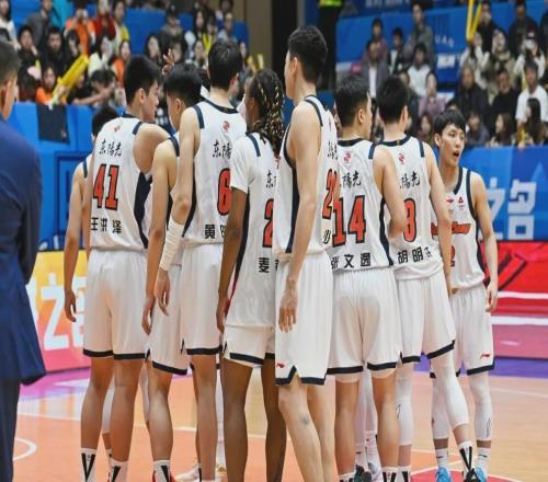 CBA季后赛大局明朗！四队争第三第四！六队争最后一席，黑马逆袭