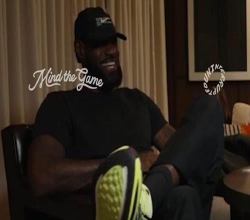 詹姆斯：文班亞馬是外星人，很高興當(dāng)他巔峰期時我已不在聯(lián)盟