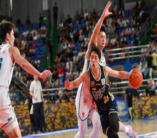 CBA3场焦点战打响，CCTV5直播，广东男篮VS青岛，杜锋拒绝2连败