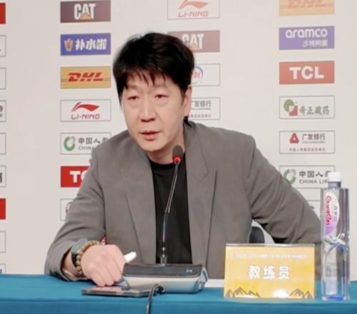 邱彪：認(rèn)可球隊(duì)今天的拼勁，關(guān)鍵時刻我們與廣廈還是有差距