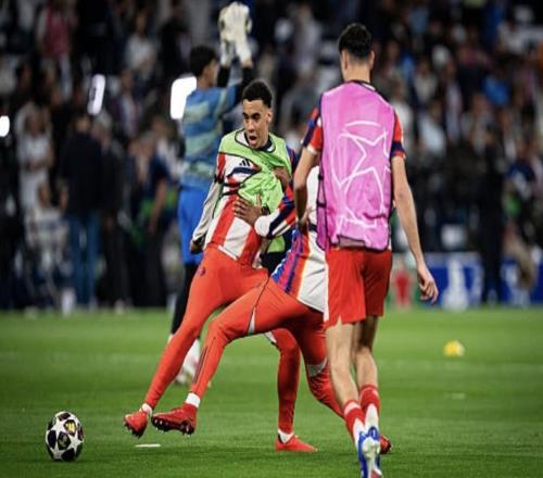 埃貝爾：小鹿還沒完全恢復(fù)到最佳狀態(tài)，但他愿為球隊(duì)盡全力