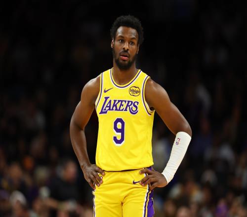 湖人三核全休，青年軍被雷霆36分血洗：季后賽懸了