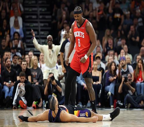 短短幾分鐘內(nèi)起到了奇效！火箭替補(bǔ)鋒線還是能夠起到作用的