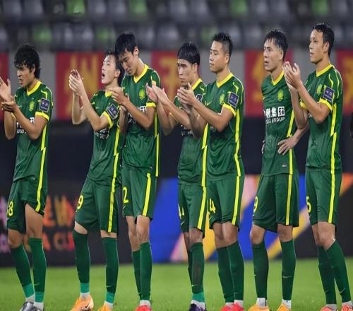 國安隊(duì)已踢完四輪中超，這位新援卻依然沒亮相迎來首秀，引發(fā)熱議