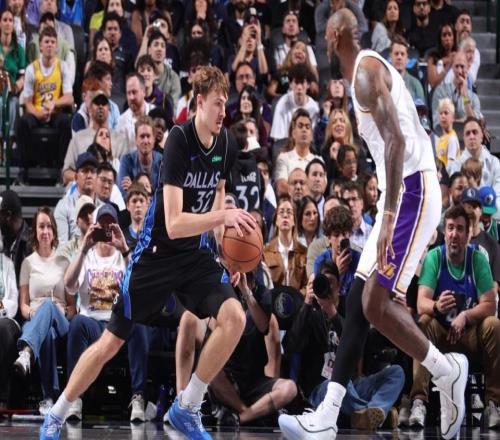 詹姆斯14億身家擠不進(jìn)前20，新秀放話：喬丹才是GOAT