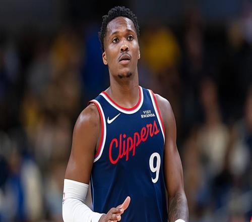 弱點(diǎn)不斷被暴露出來！快船后場新援的打法本身就有很強(qiáng)的局限性