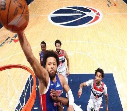 ESPN：坎寧安預(yù)計(jì)將在今日對陣雄鹿的比賽中復(fù)出