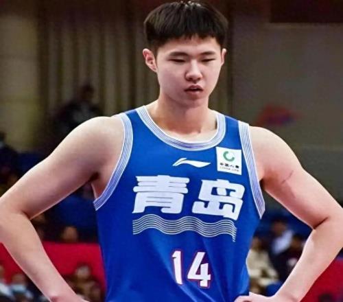 5中0、3次低級犯錯！對不起國字號身價，青島負廣東他難卸責