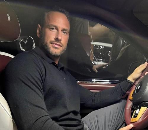 太陽報(bào)：一富商聲稱將收購切爾西55%股權(quán)，曾被揭穿是吹牛大王