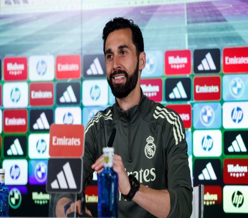 阿韋洛亞：米利唐和貝林都會(huì)首發(fā)卡馬文加擁有所有人的信任