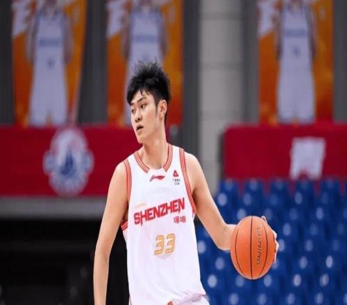 王浩然第二阶段再进步！展露持球和突破能力，若补强防守还了得