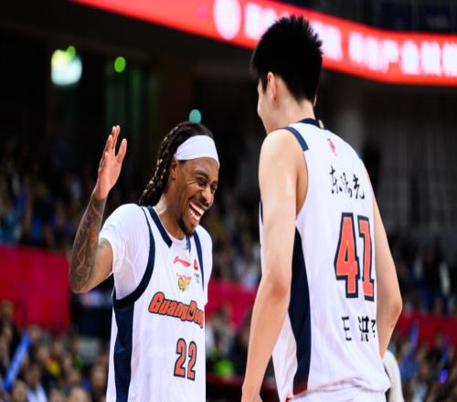 廣東VS吉林拒絕爆冷！單場43+3超級外援獲重用，杜鋒全力保住前四