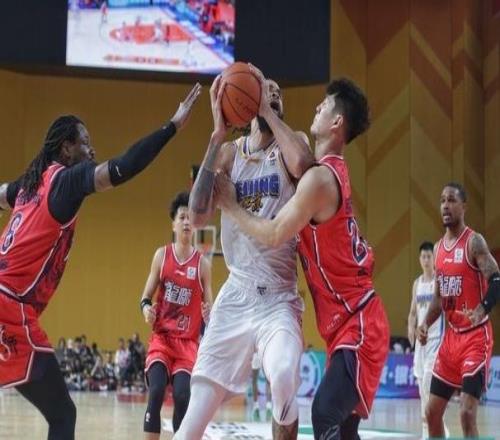 圖集CBA常規賽：廣州主場94103不敵北京