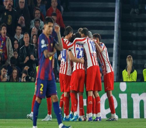 巴薩10人應(yīng)戰(zhàn)2球栽了，西蒙尼把諾坎普變成絞肉機