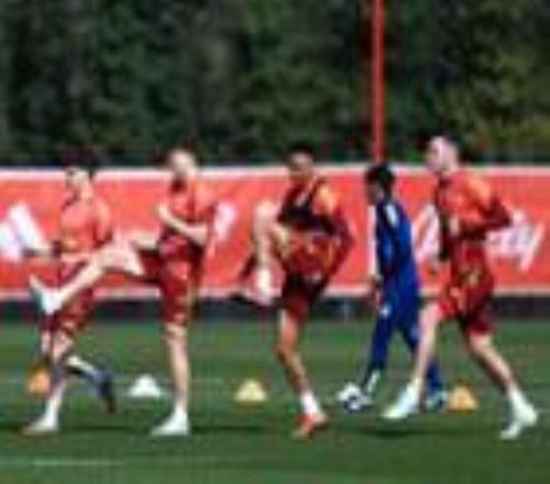 伍德215天后再現(xiàn)訓(xùn)練場，森林隊勝率從25%飆回37%