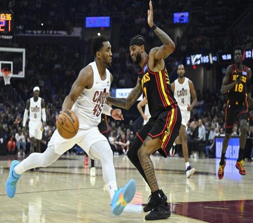 布克37分，米神31分，均無緣日最佳！抱歉霍姆格倫31+14打爆快船