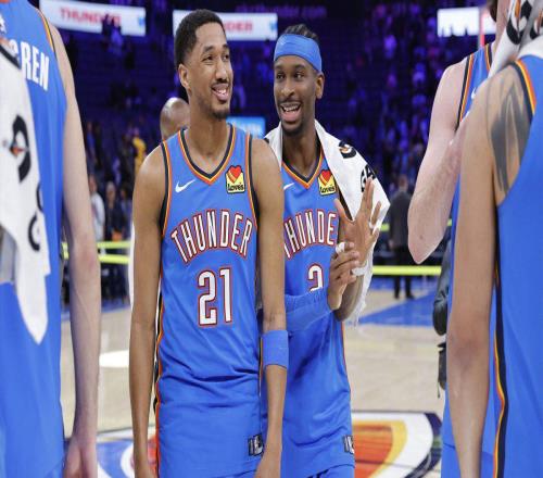 牛，雷霆隊(duì)繼續(xù)創(chuàng)造NBA歷史，他們以30分以上的分差取得三連勝