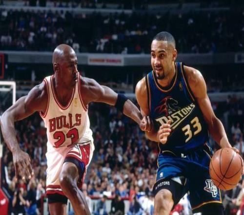 NBA人物志隕落的籃球天才，曾是最接近“神”的男人