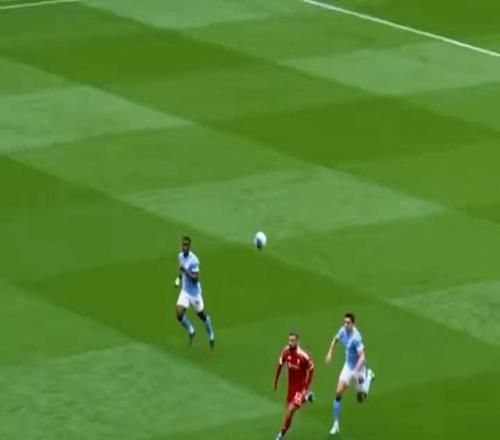 薩拉赫這腳停球，利物浦球迷集體破防