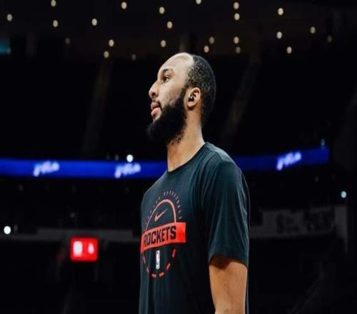 9分10板，火箭底薪后卫上首发为季后赛试新阵申京14中4险成罪人