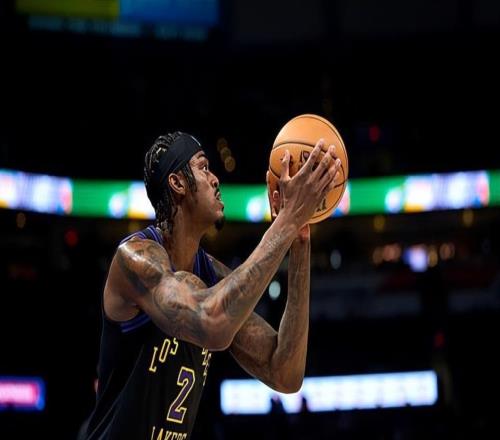 策應(yīng)能力其實(shí)并不差！湖人鋒線大閘在進(jìn)攻端也不是完全沒有技能