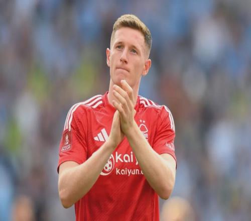 羅馬諾：曼城加入神童艾希霍恩爭(zhēng)奪！天空：曼聯(lián)目標(biāo)要價(jià)11.2億