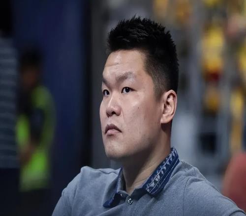 “小易建联”狂砍20+10！中国击败澳大利亚球队，宏远内线希望