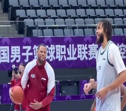 央視直播！晚7點半，京城德比，許利民強調(diào)攻守，張慶鵬豪言亮劍