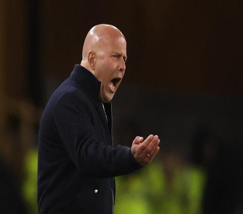 不會解雇斯洛特！英超落后21分，歐冠瀕臨出局，曝利物浦拒絕換帥