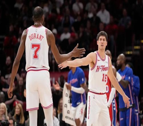 恩比德闌尾炎手術缺陣，76人遭火箭8連勝碾壓