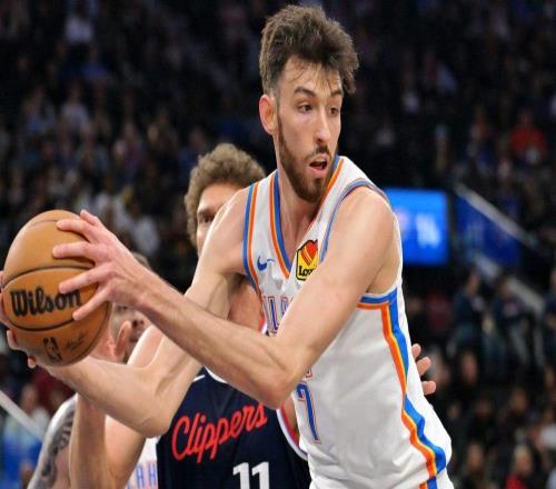 牛，雷霆队切特霍尔姆格伦延续高中时代以来的连胜纪录