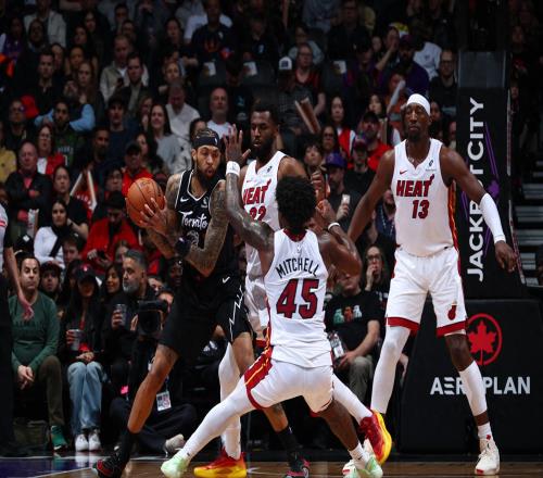 莺歌38+7+7创队史第一，猛龙反超老鹰升第5！骑士是时候挑对手了