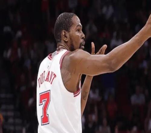 布朗尼詹姆斯36分9板14助4斷！火箭：親愛(ài)的湖，我們來(lái)啦！