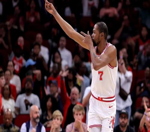 火箭8連勝險(xiǎn)翻車：23分領(lǐng)先差點(diǎn)被76人偷家