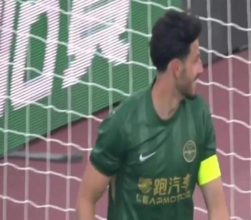 里程碑，浙江隊(duì)外援盧卡斯迎來中超第100場首發(fā)