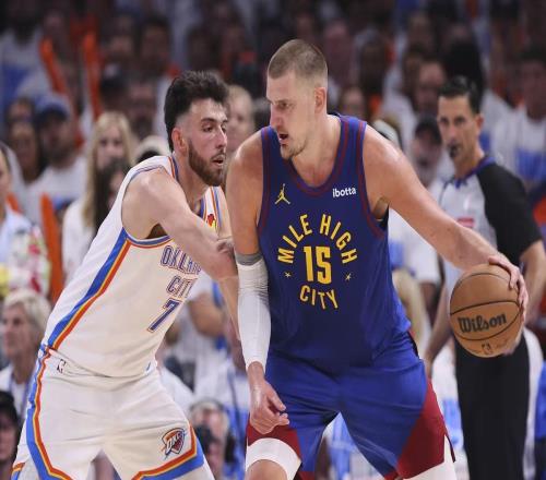 NBA最新排名！差1場(chǎng)，3隊(duì)搶西部第3騎士沖第4，季后賽對(duì)手3選1