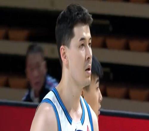 突发！阿不都沙拉木意外重伤，本赛季提前报销