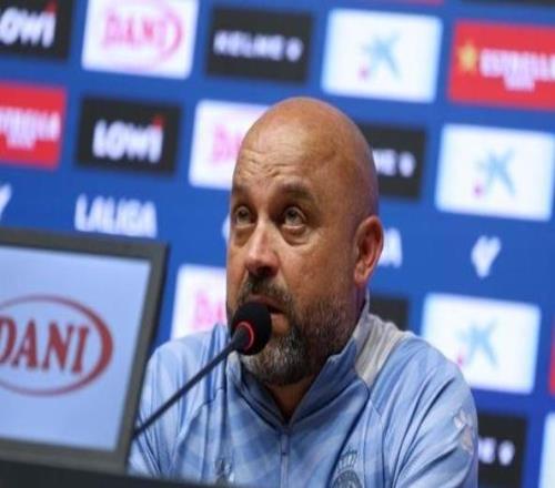 西班牙人主帥：面對(duì)巴薩我向來(lái)充滿動(dòng)力，真希望自己能上場(chǎng)踢