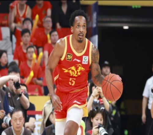 巴里布朗即將復出，廣廈隊又簽約新外援，本賽季志在衛(wèi)冕