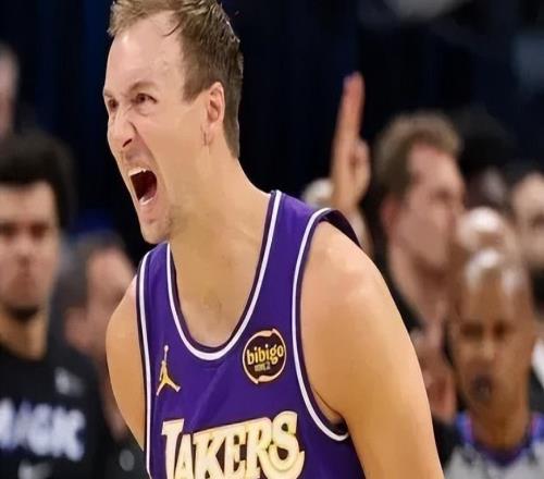 勝勇士雷迪克發(fā)布會！贊3將出色發(fā)揮，回應(yīng)詹姆斯與肯納德傷勢！