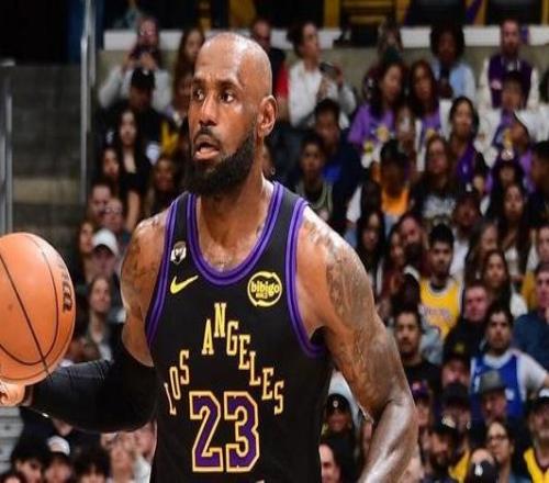 詹姆斯解鎖生涯12000助攻里程碑成為NBA歷史第四人